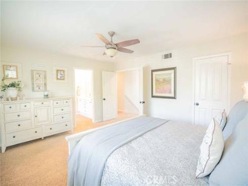 11 Kirkland , Irvine, CA