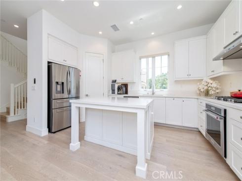 154 Winnett , Irvine, CA