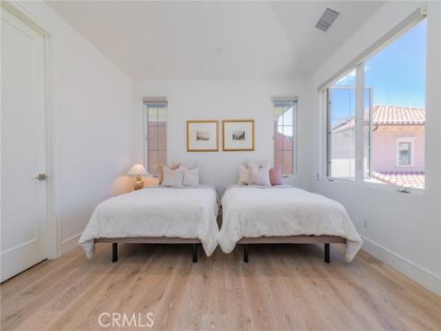 154 Winnett , Irvine, CA