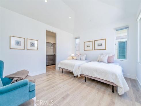 154 Winnett , Irvine, CA