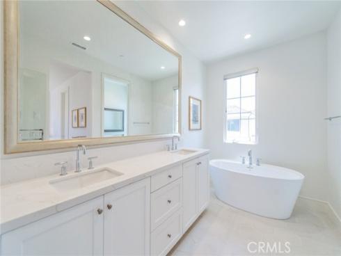154 Winnett , Irvine, CA