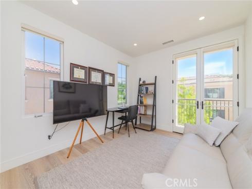 154 Winnett , Irvine, CA