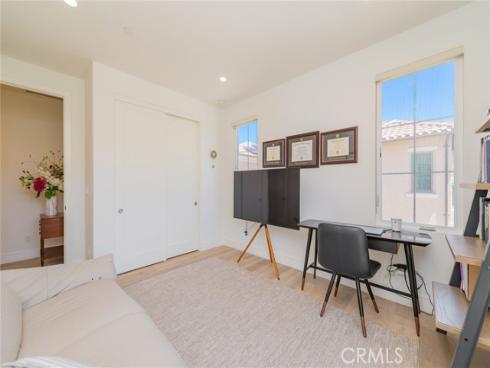 154 Winnett , Irvine, CA