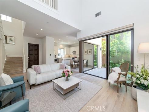 154 Winnett , Irvine, CA