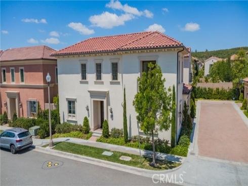 154 Winnett , Irvine, CA