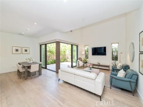 154 Winnett , Irvine, CA