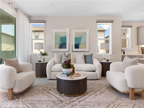 411 Chorus , Irvine, CA