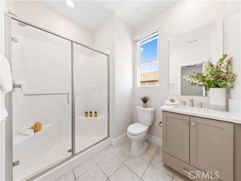 411 Chorus , Irvine, CA