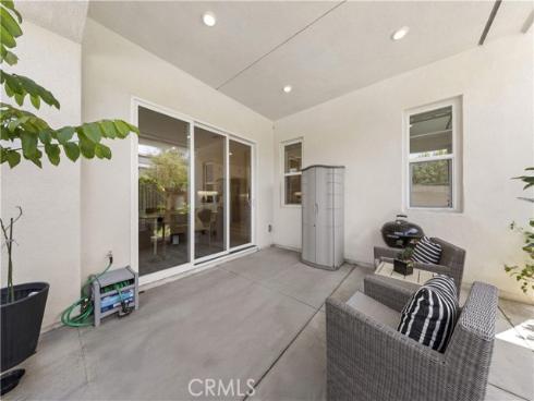 228 Merit , Irvine, CA