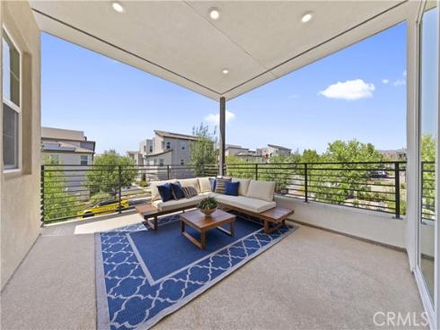 228 Merit , Irvine, CA