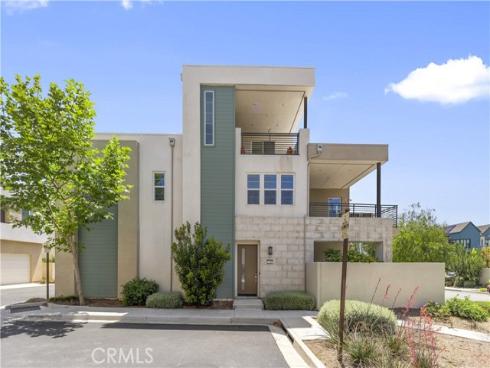 228 Merit , Irvine, CA
