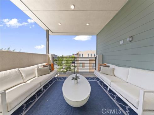 228 Merit , Irvine, CA