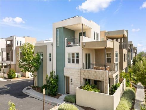 228 Merit , Irvine, CA