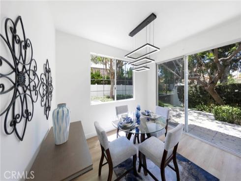 5 Laconia , Irvine, CA