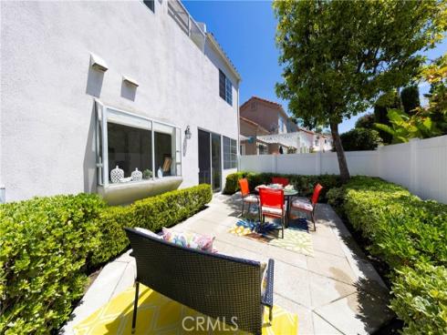 5 Laconia , Irvine, CA