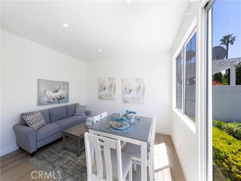 5 Laconia , Irvine, CA