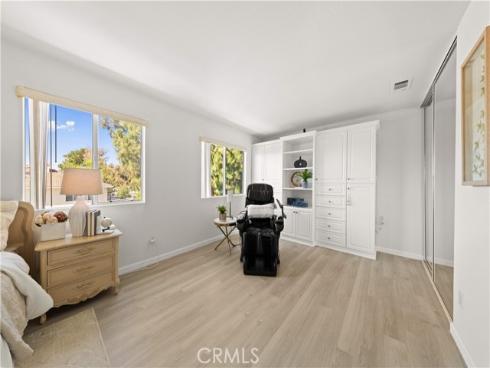 2 Tradition Pl , Irvine, CA