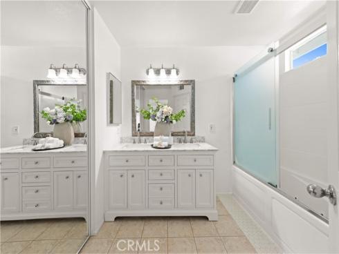 2 Tradition Pl , Irvine, CA