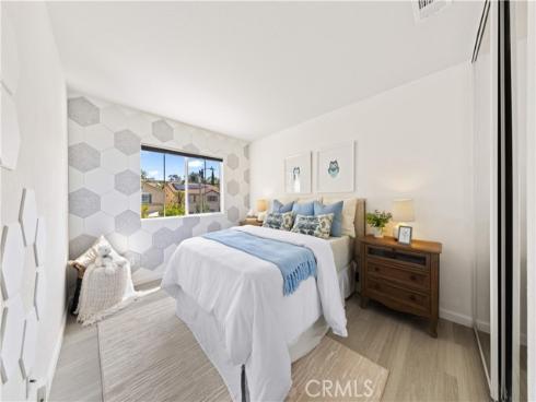 2 Tradition Pl , Irvine, CA