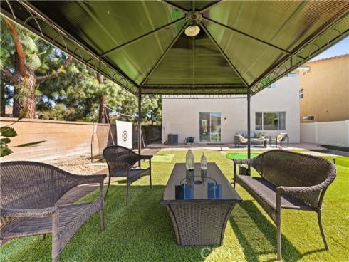 2 Tradition Pl , Irvine, CA