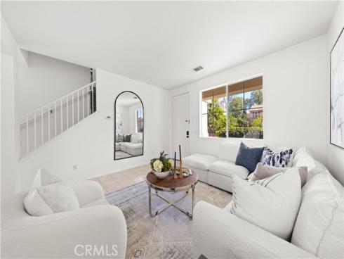 2 Tradition Pl , Irvine, CA