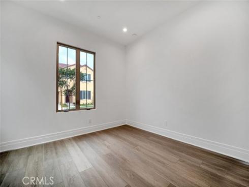 234  Coal Mine  , Irvine, CA