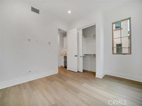 234  Coal Mine  , Irvine, CA
