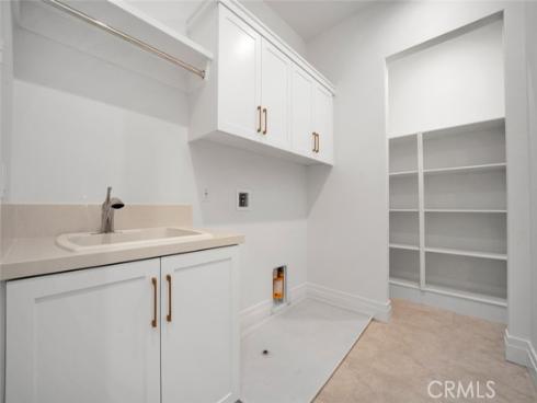 234  Coal Mine  , Irvine, CA