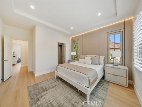 45 Brindisi , Irvine, CA