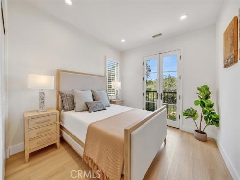 45 Brindisi , Irvine, CA