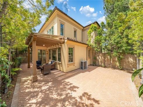 45 Brindisi , Irvine, CA