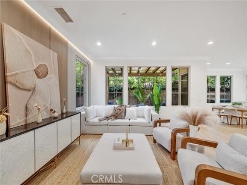 45 Brindisi , Irvine, CA