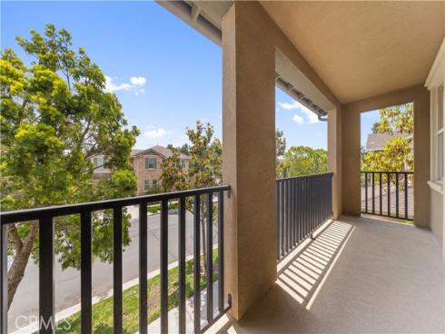 173 Cloudbreak , Irvine, CA