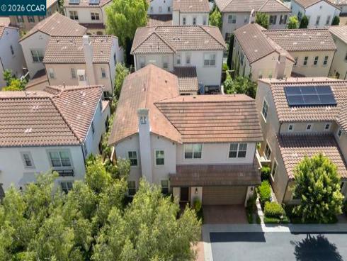 217  Mantle  , Irvine, CA