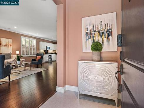 217  Mantle  , Irvine, CA