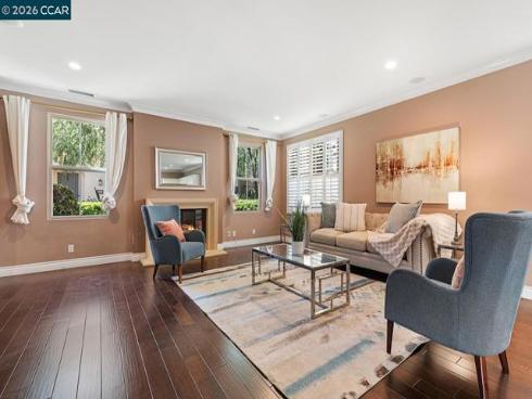 217  Mantle  , Irvine, CA