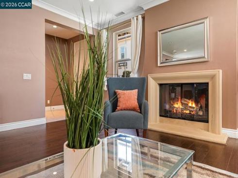 217  Mantle  , Irvine, CA