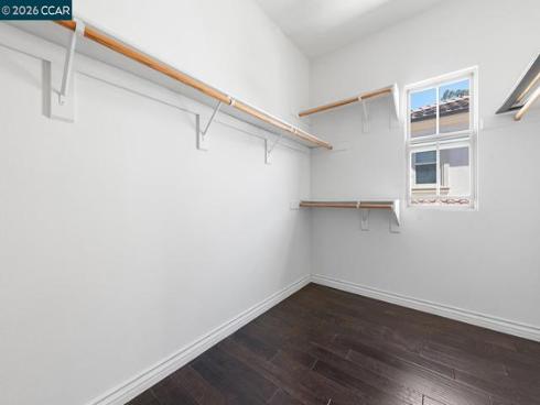 217  Mantle  , Irvine, CA