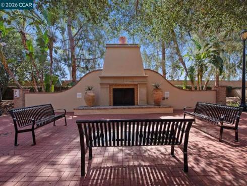 217  Mantle  , Irvine, CA