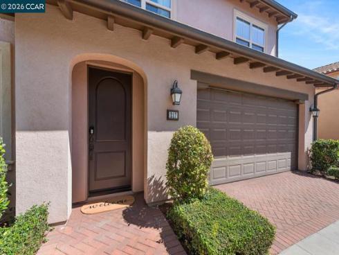 217  Mantle  , Irvine, CA