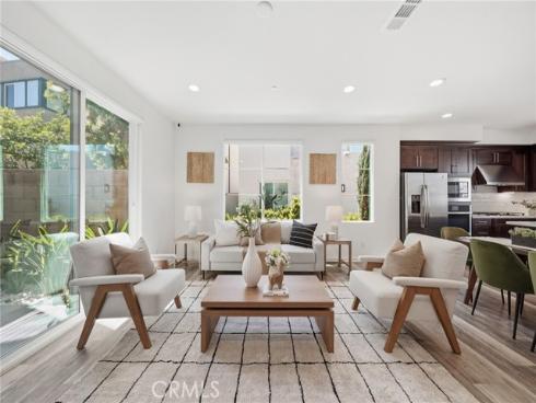 560 Cultivate , Irvine, CA