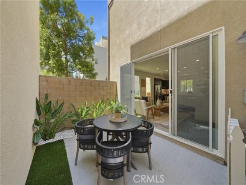 560 Cultivate , Irvine, CA