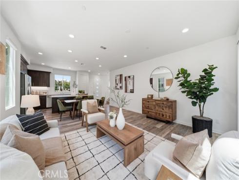 560 Cultivate , Irvine, CA