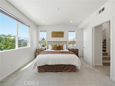 560 Cultivate , Irvine, CA