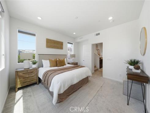 560 Cultivate , Irvine, CA
