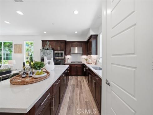 560 Cultivate , Irvine, CA