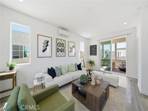 560 Cultivate , Irvine, CA