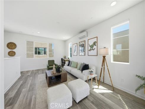560 Cultivate , Irvine, CA