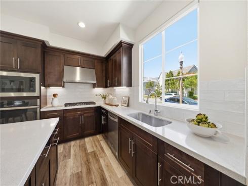 560 Cultivate , Irvine, CA