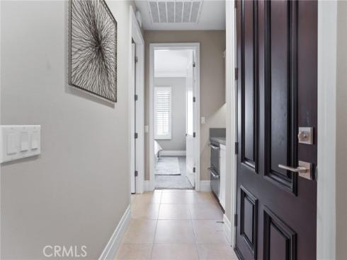 154 Roscomare , Irvine, CA